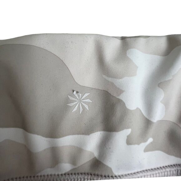 Athleta Womens Tan Camo Contender 7/8 Tight Small Zip Pockets #405480 - Picture 7 of 9